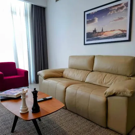 Stylish In The Prime Location * Saint Julian's